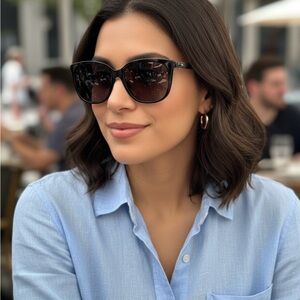 FOSSIL Stylish Black Sunglasses